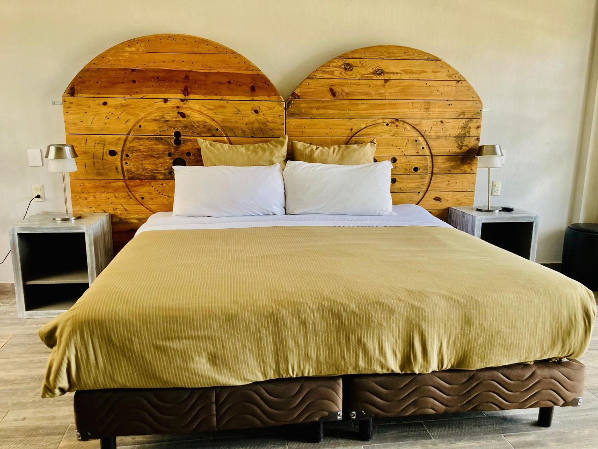 Hotel Rocaval Сан-Кристобаль-де-Ла-Касас Экстерьер фото