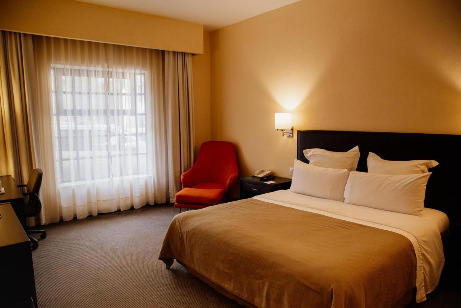 Hotel Rocaval Сан-Кристобаль-де-Ла-Касас Экстерьер фото